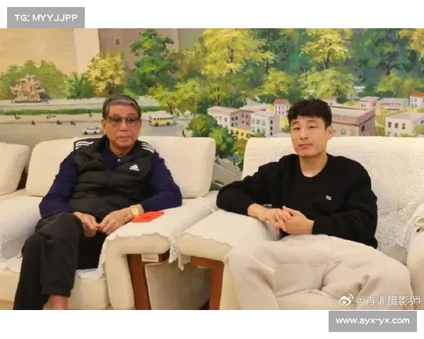 徐根宝崇明基地培养新星 两小将入选U18国青展现潜力